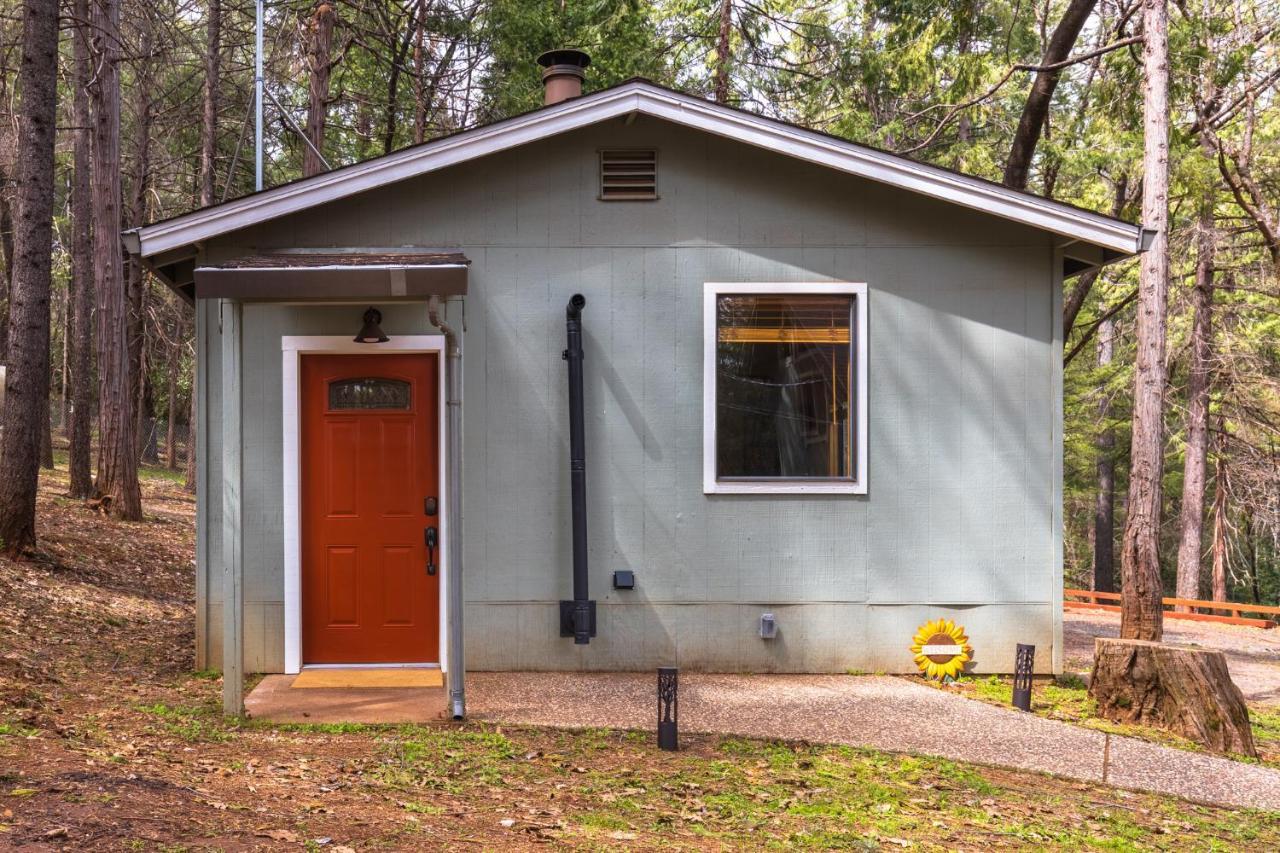 Little House In The Big Woods Hotel Forest Ranch ภายนอก รูปภาพ